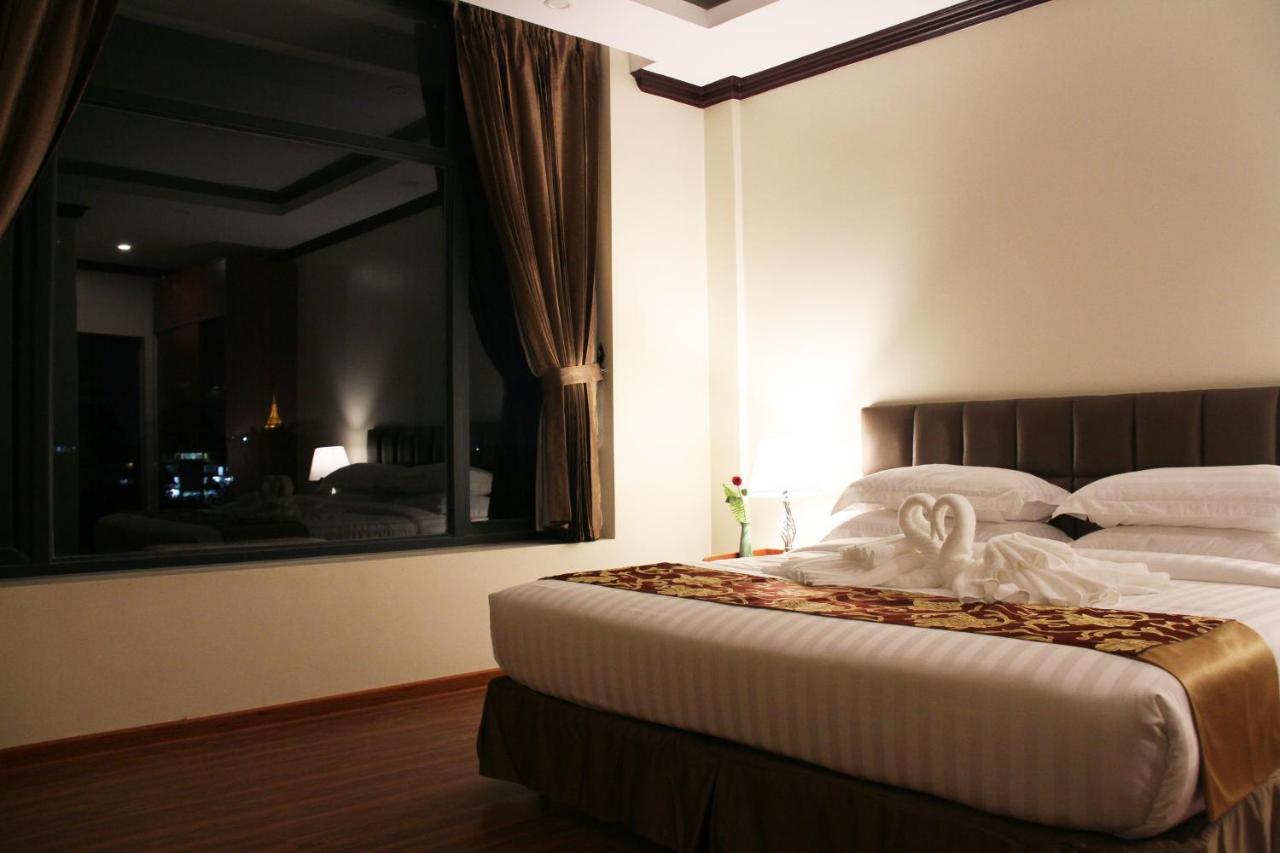 Virati Hotel Yangon Exterior photo